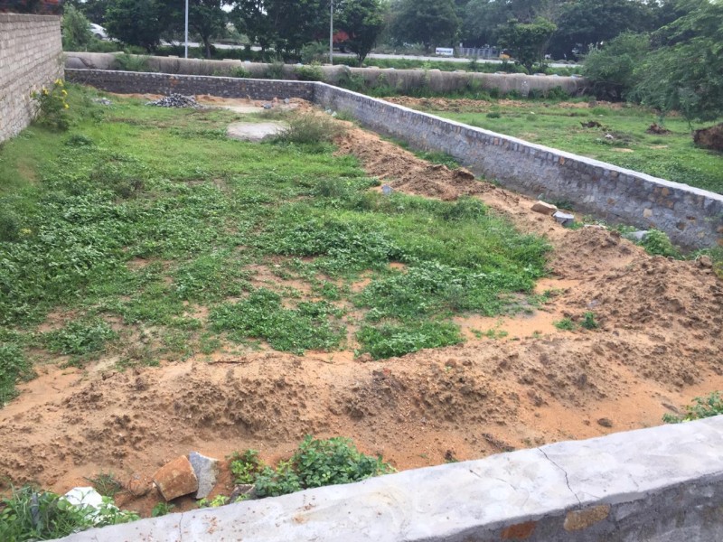 Prime Commercial Plot on Main Road – Ideal for Shops &amp;amp; Offices